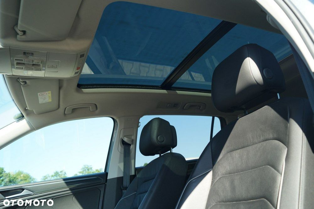 Volkswagen Tiguan Allspace - 13
