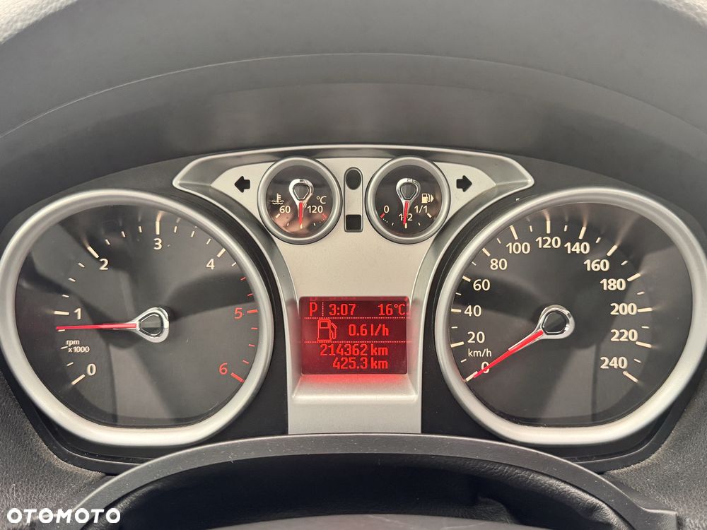 Ford Kuga - 5