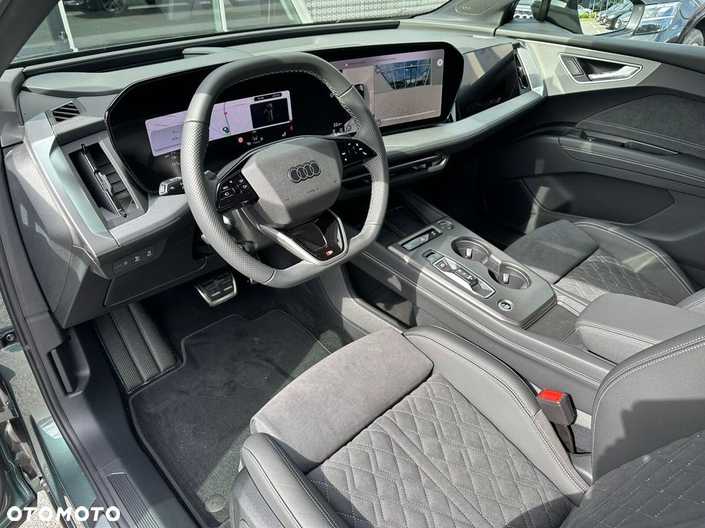 Audi Q4 e-tron - 13