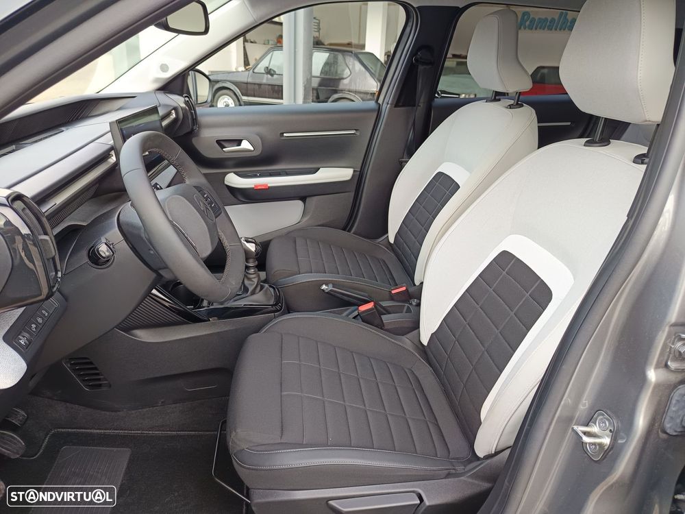 Citroën C3 Turbo 100 Stop&Start MAX - 23