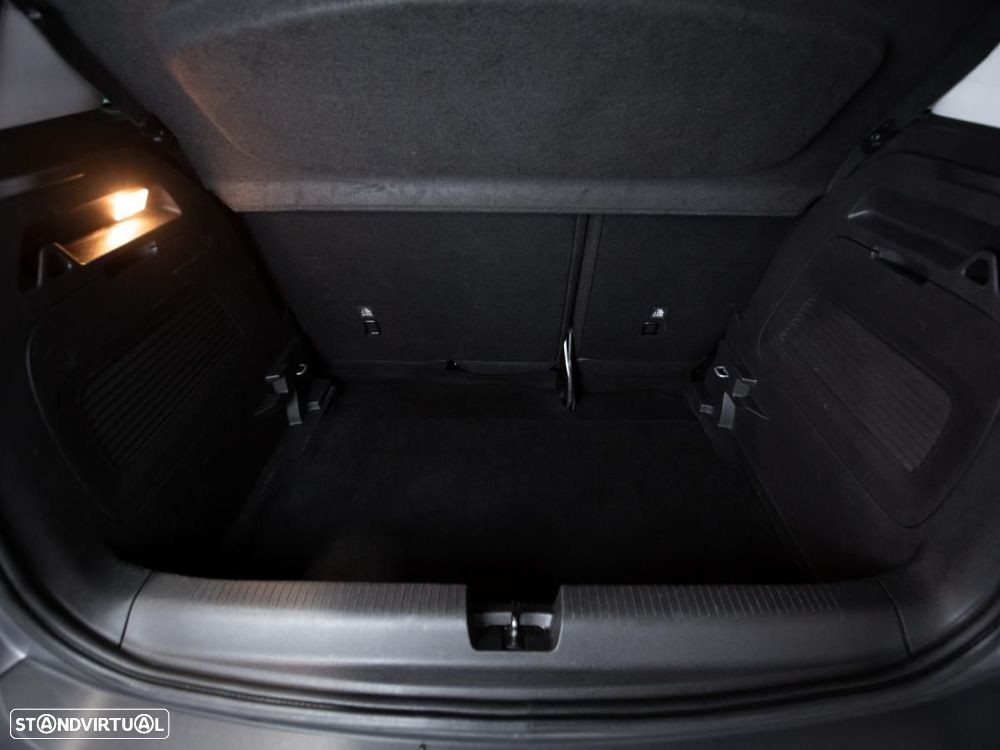 Opel Crossland 1.2 T Elegance - 12