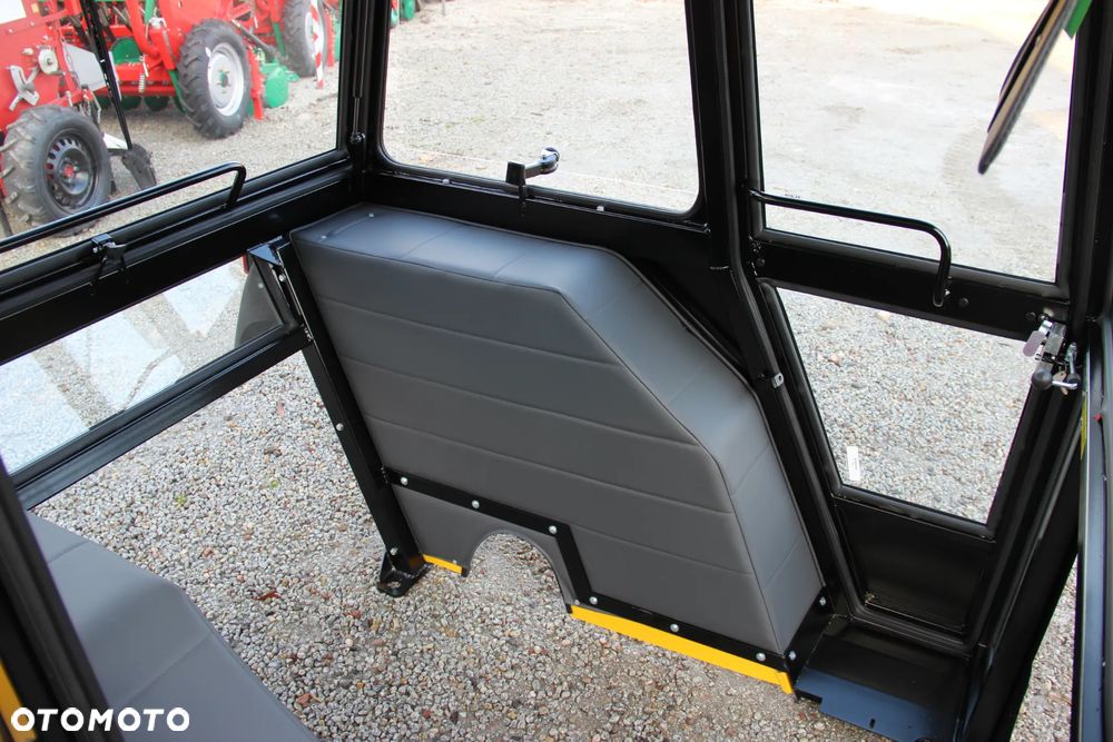 Kabina ciągnikowa kabiny C360 C-360 Naglak Elegant Ral 1003 z błotnikami - 6