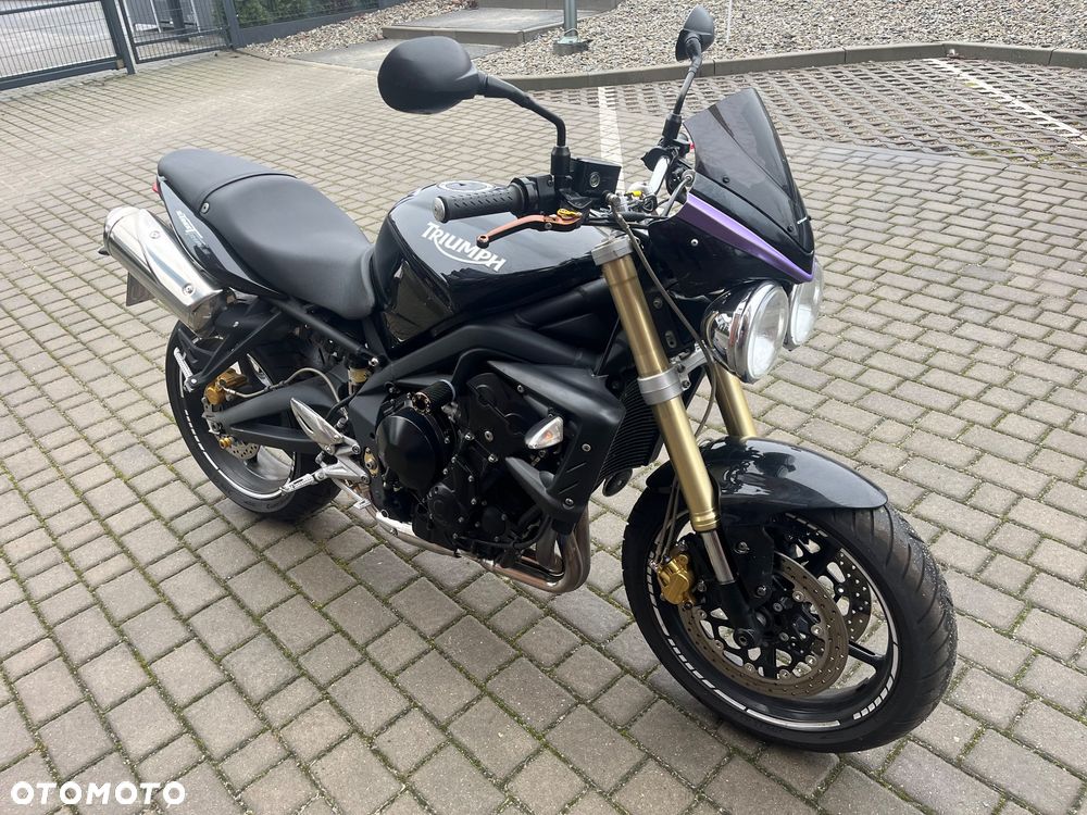 Triumph Street Triple - 4