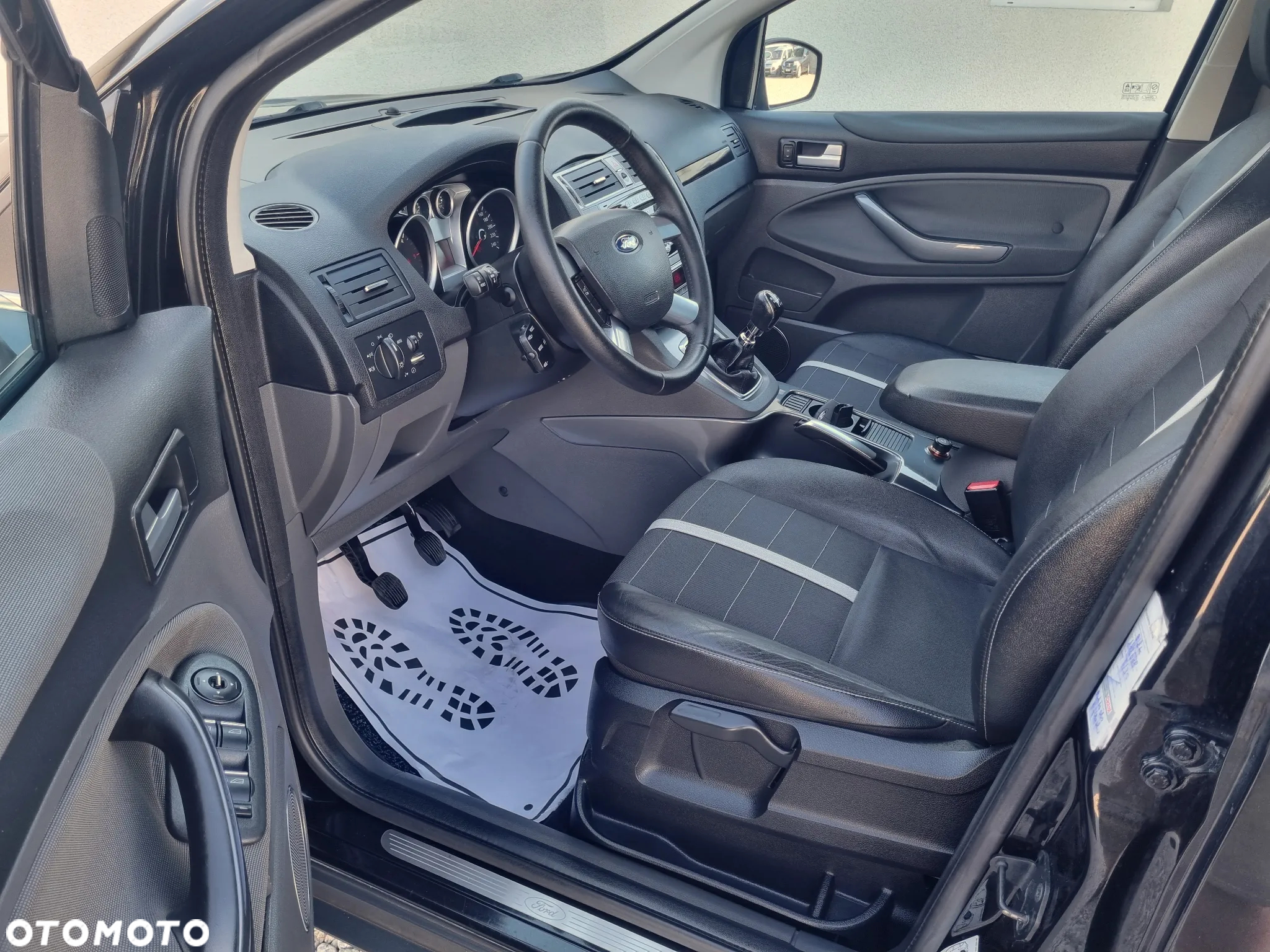 Ford Kuga 2.0 TDCi Trend - 9
