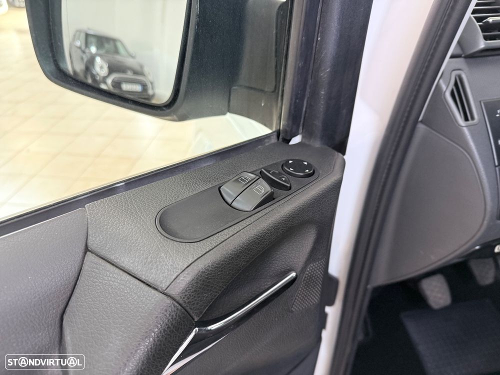 Mercedes-Benz Vito - 11