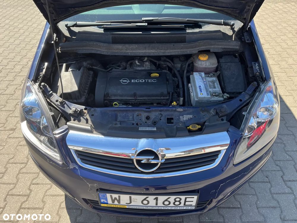 Opel Zafira 1.6 Essentia - 29