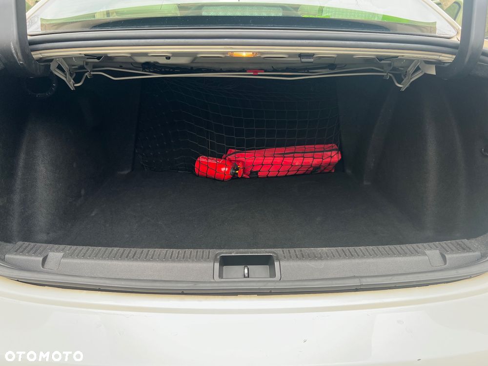 Renault Fluence 2.0 16V Privilege - 25