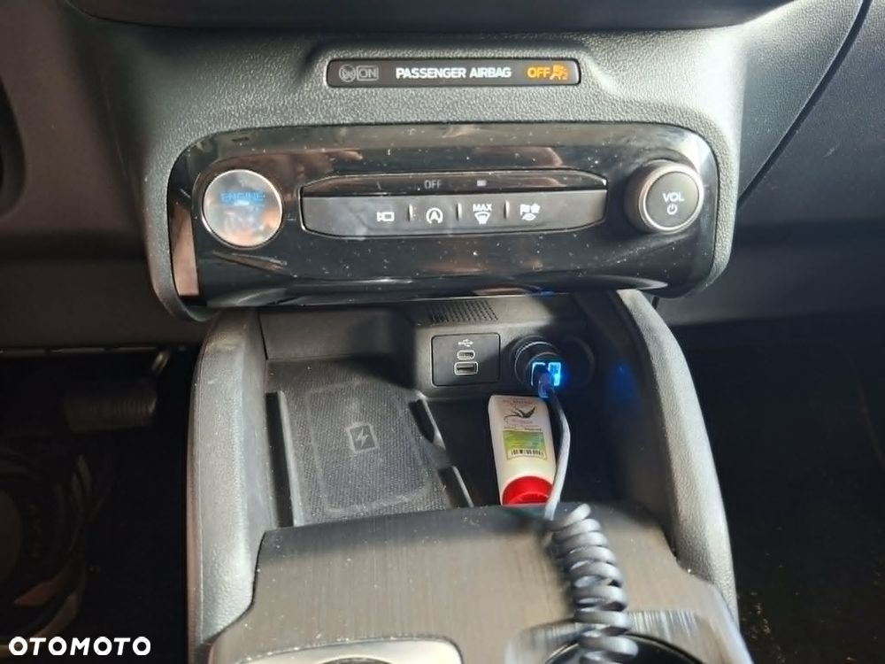 Ford Kuga - 20