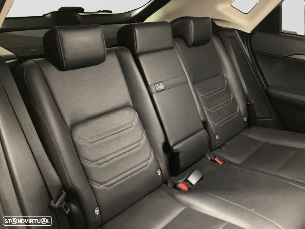 Lexus NX 300h Executive+ - 14