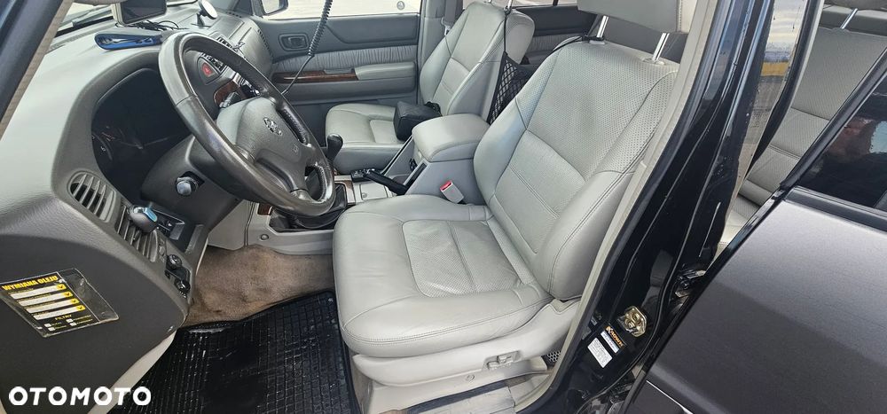 Nissan Patrol 3.0 TDI Luxury - 7