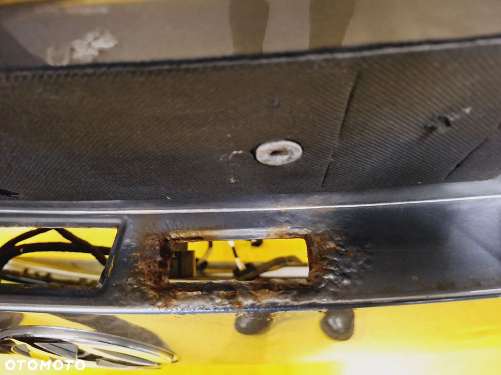 KLAPA SZYBA TYŁ TYLNA POKRYWA BAGAŻNIKA KLAPA SZYBA BAGAŻNIKA TYŁ VW TOURAN I LAK: LD7X NR263 - 16