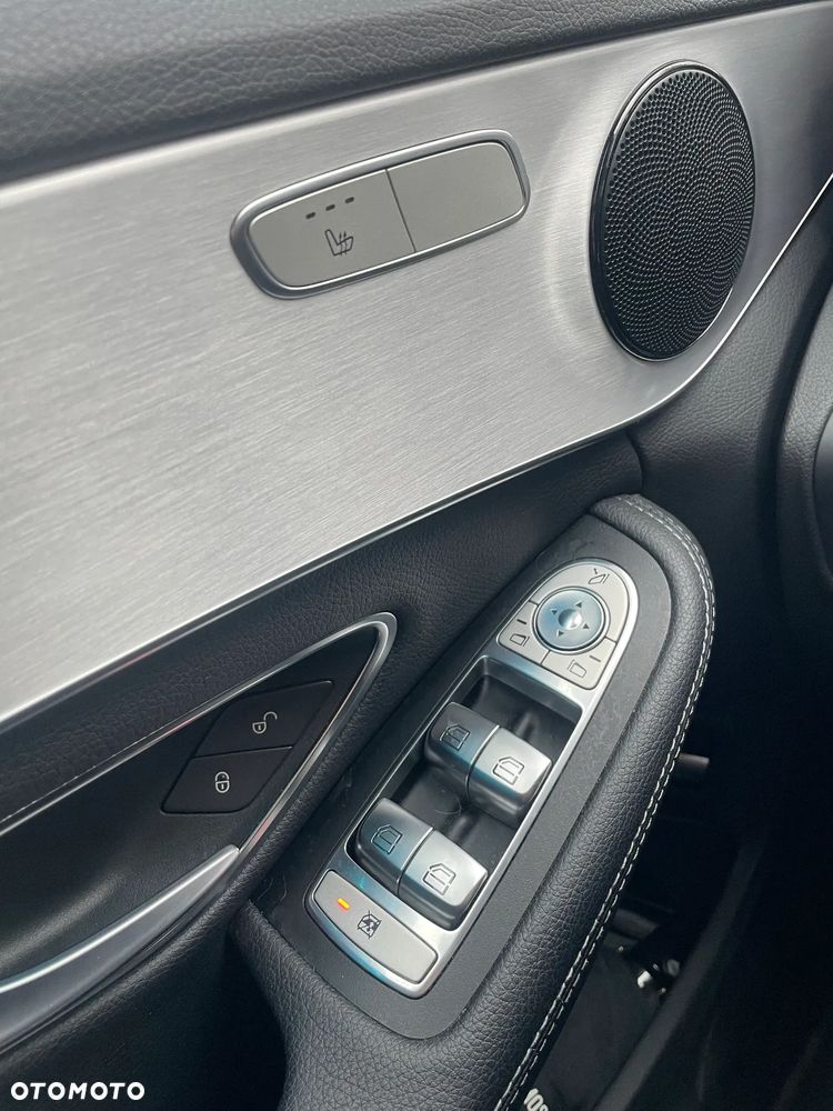 Mercedes-Benz Klasa C 300 9G-TRONIC Avantgarde - 25