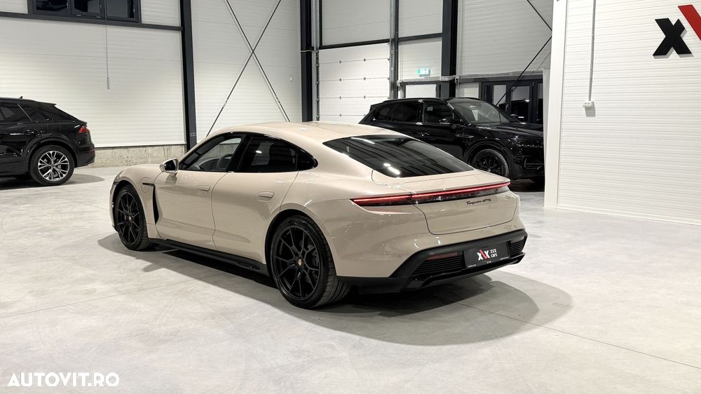 Porsche Taycan GTS Sport - 5