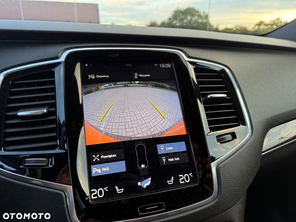 Volvo XC 90 - 29