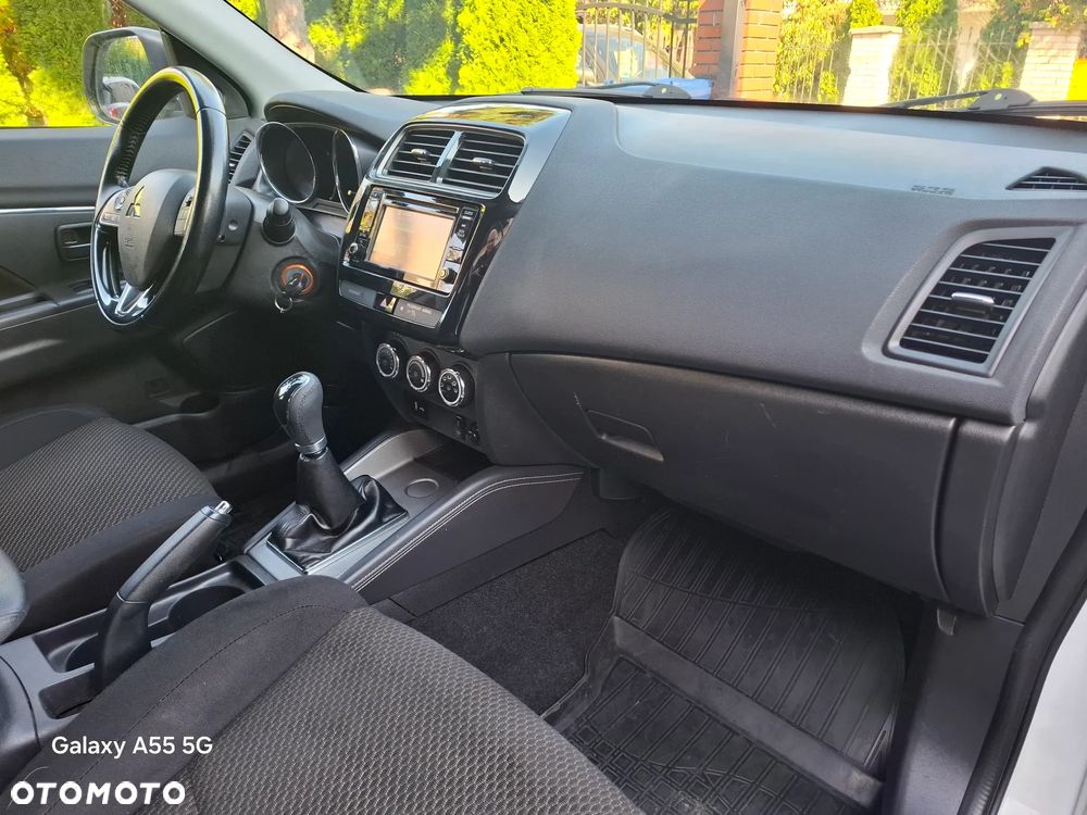 Mitsubishi ASX - 15