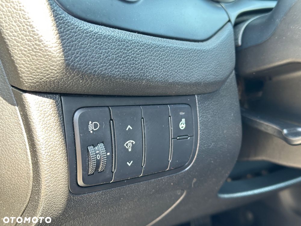 Kia Ceed 1.6 GDI XL - 32