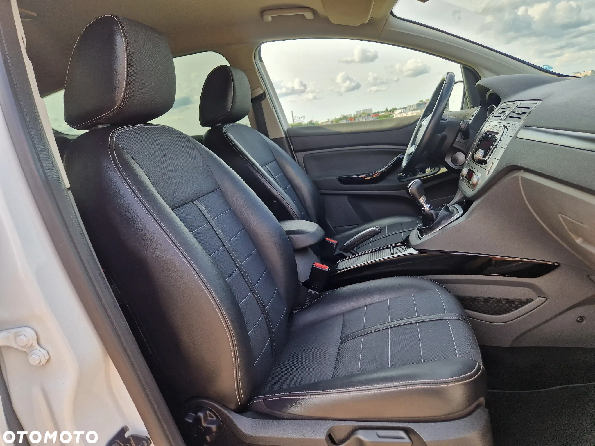 Ford Kuga 2.0 TDCi Titanium S - 22