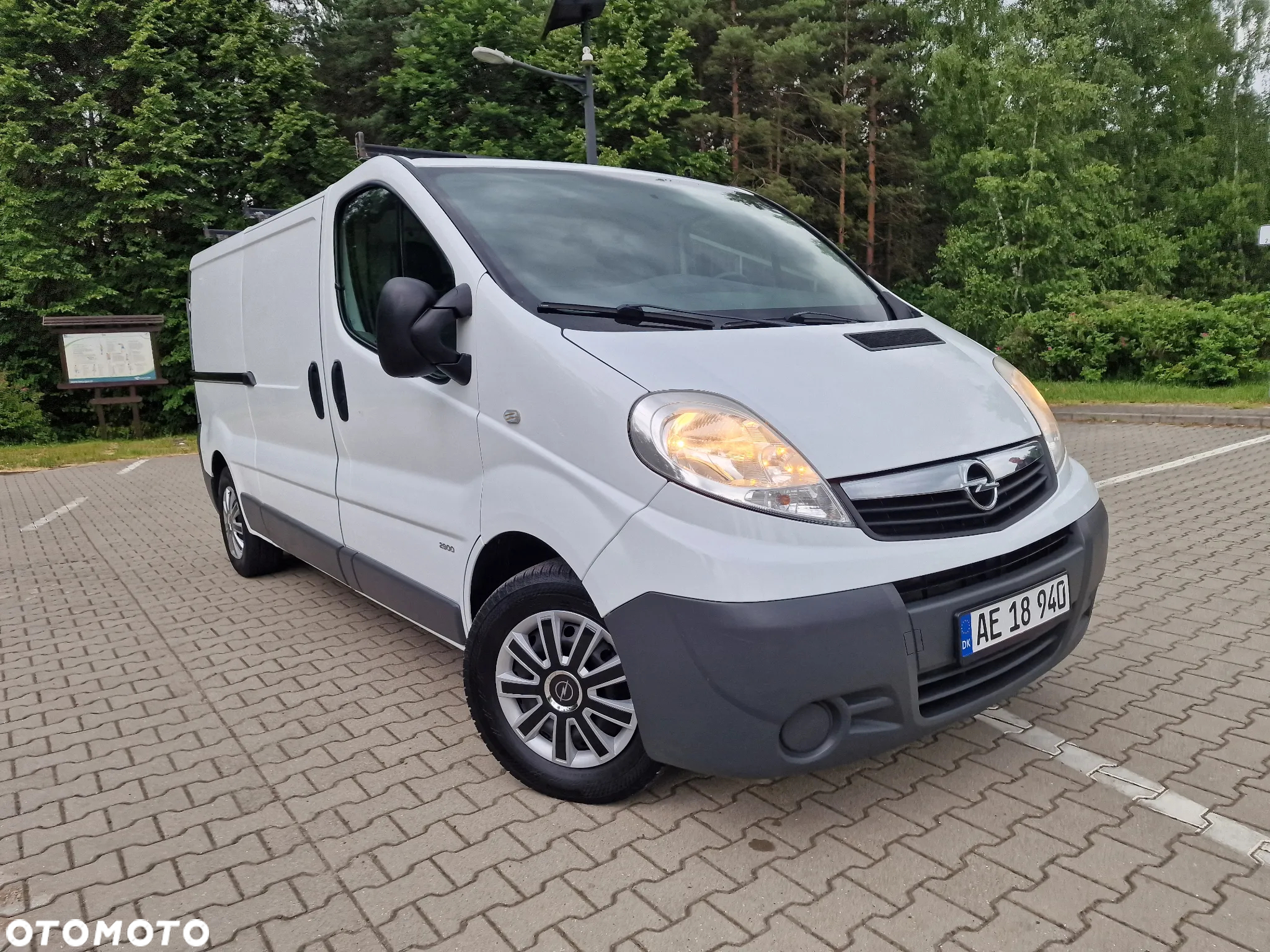 Renault Trafic - 2