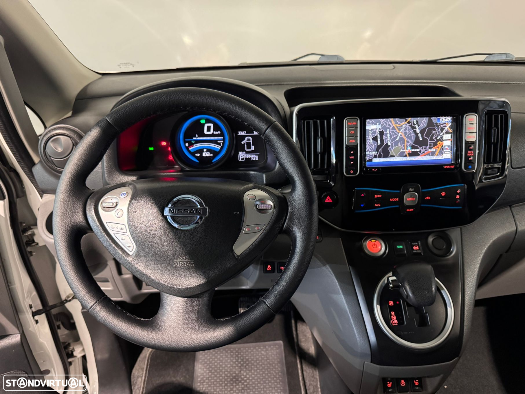 Nissan E-NV200 5p Premium Grelha - 16
