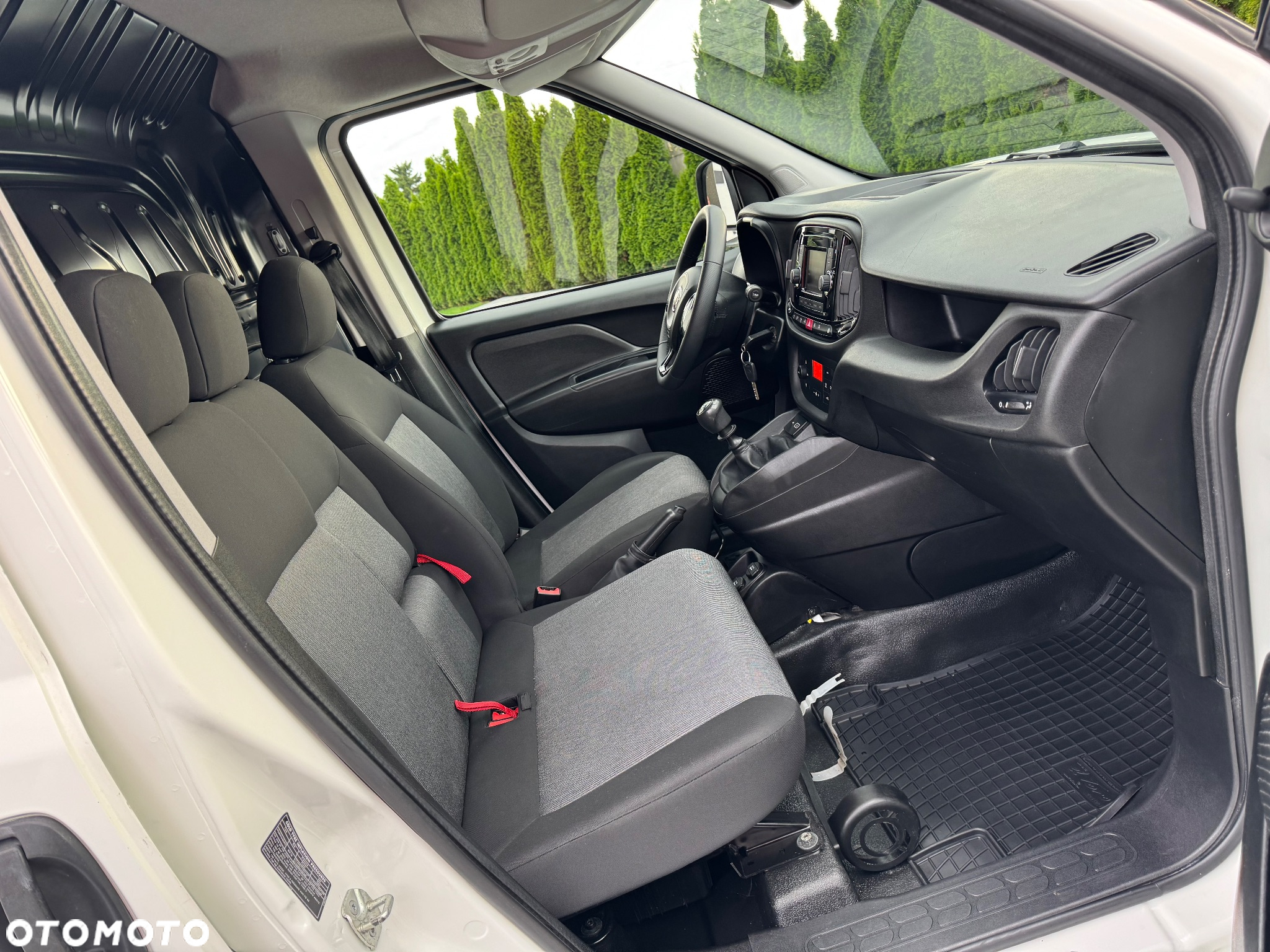 Fiat Doblo - 32