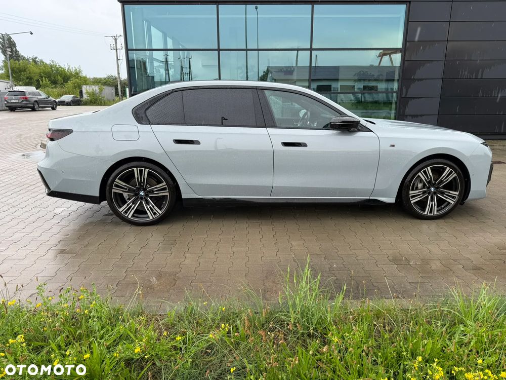 BMW Seria 7 740d xDrive mHEV sport - 5