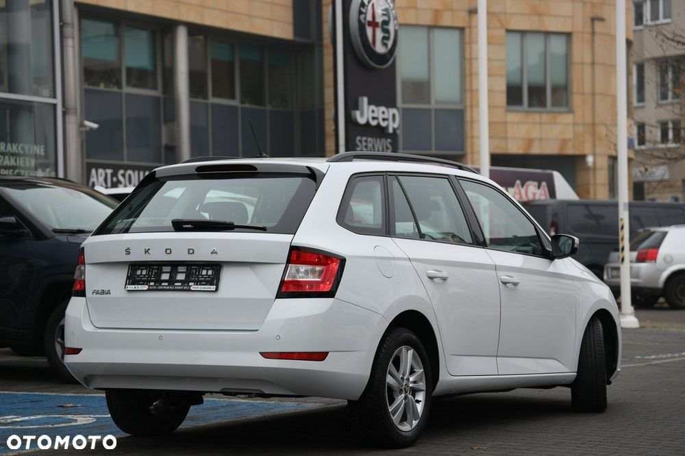 Skoda Fabia - 7
