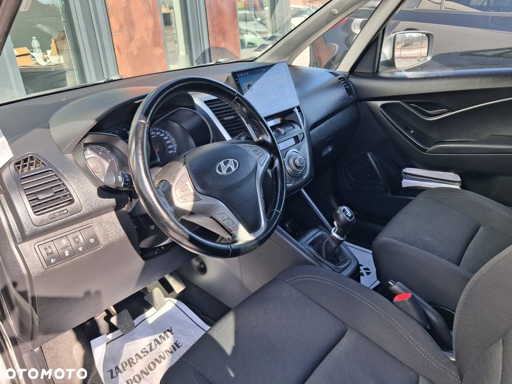 Hyundai ix20 1.6 CRDi blue YES Gold - 34