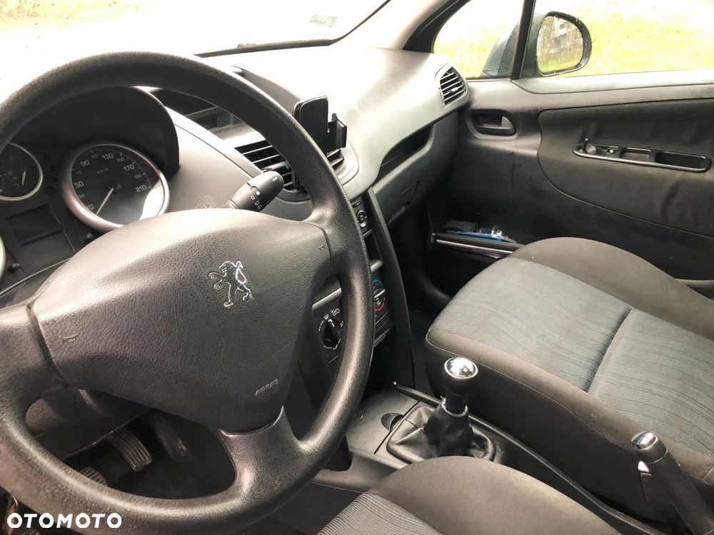 Peugeot 207 1.4 16V Presence - 7