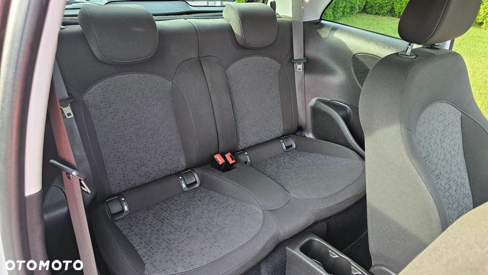 Opel Adam 1.2 Black Link - 10