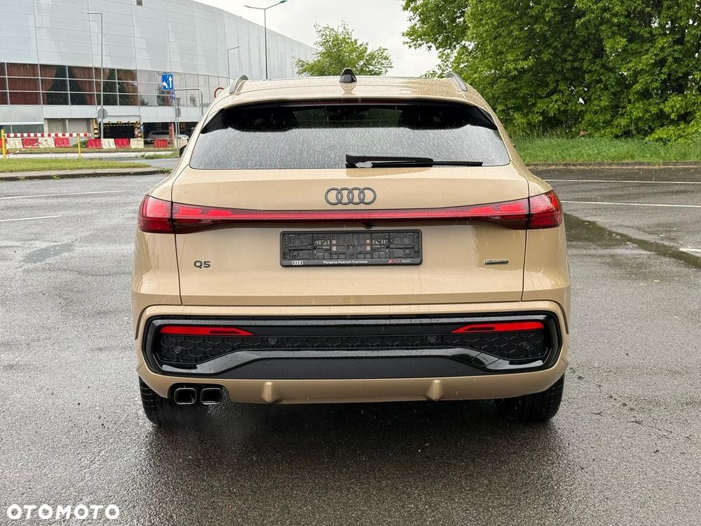Audi Q5 Sportback - 5