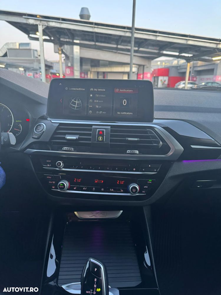 BMW X3 xDrive20d AT xLine - 11