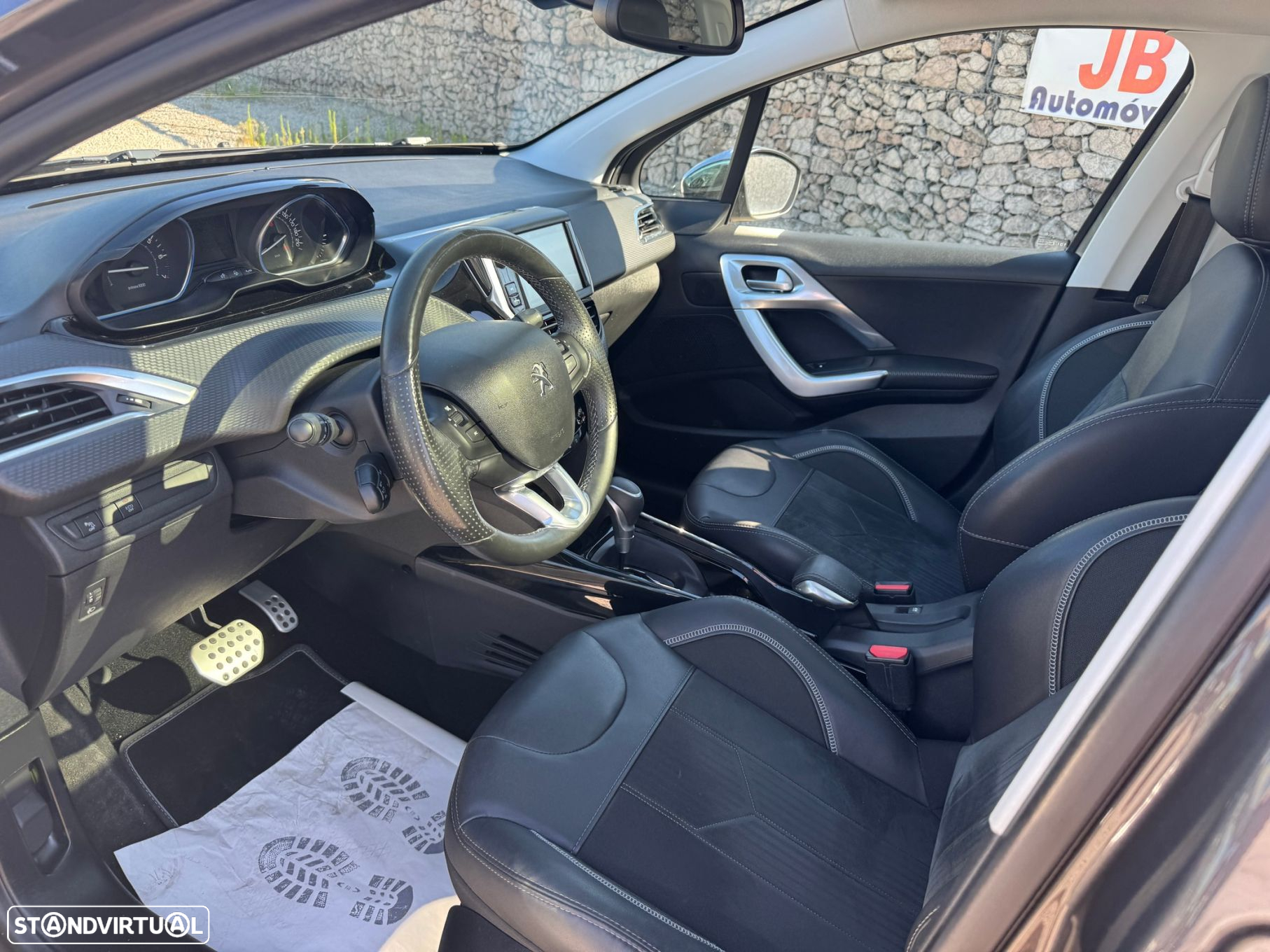 Peugeot 2008 1.2 PureTech Crossway EAT6 - 8