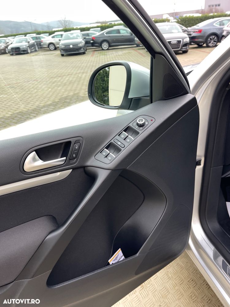 Volkswagen Tiguan 2.0 TDI BMT Sport & Style - 32