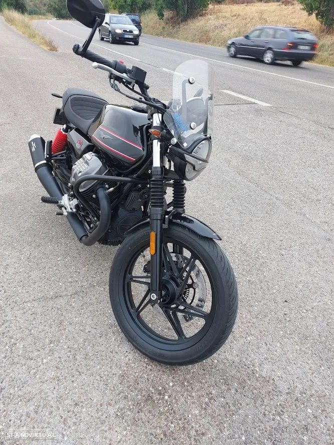 Moto Guzzi V7 - 7