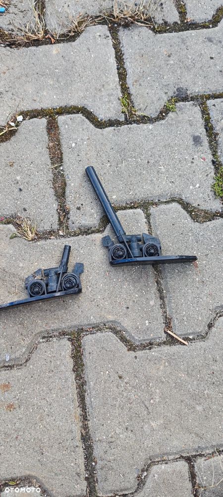 ZAŚLEPKA SPRYSKIWACZA BMW E 46 LEWA COUPE PRZED LIFT - 2