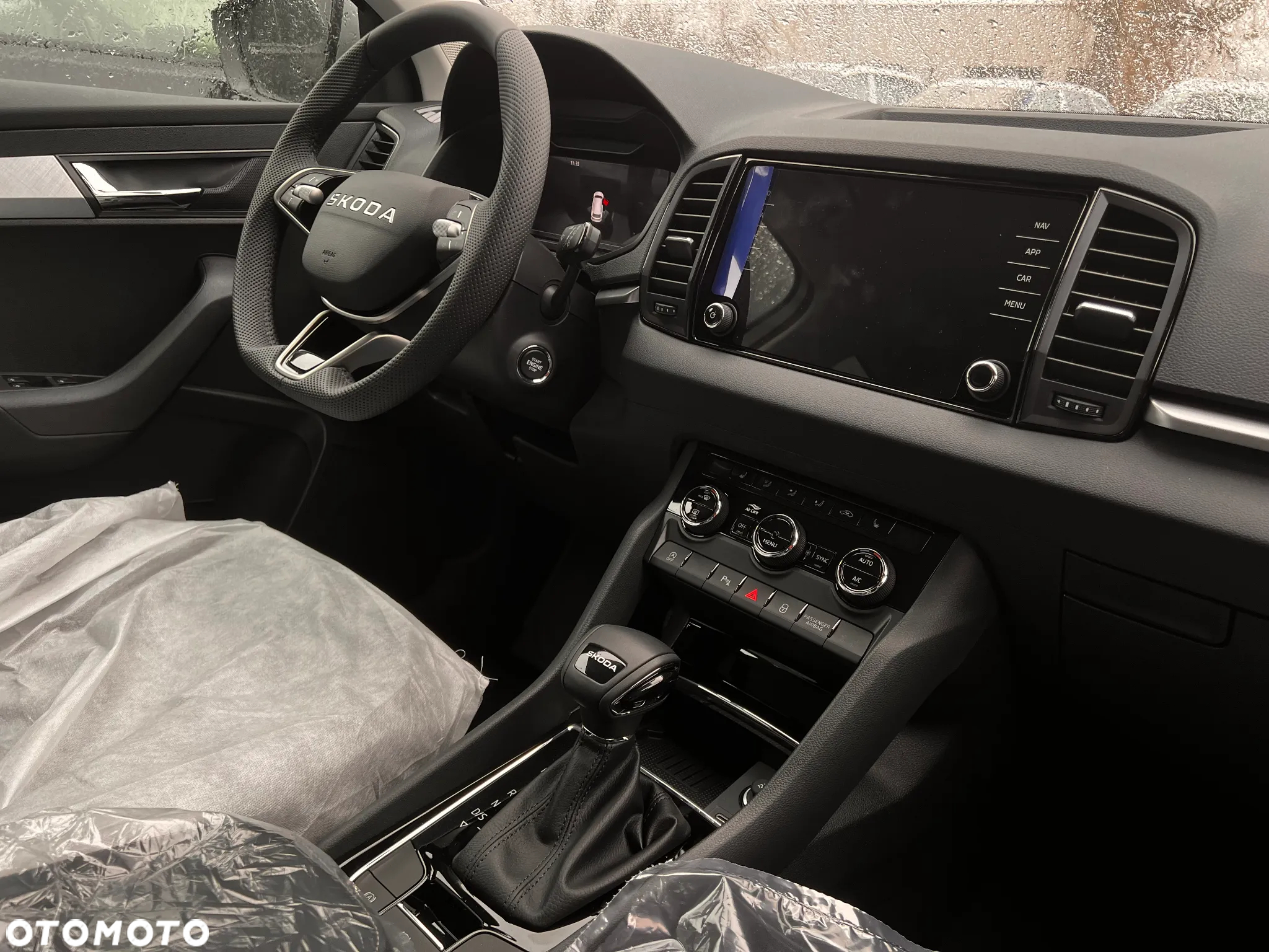 Skoda Karoq 1.5 TSI ACT Selection DSG - 32