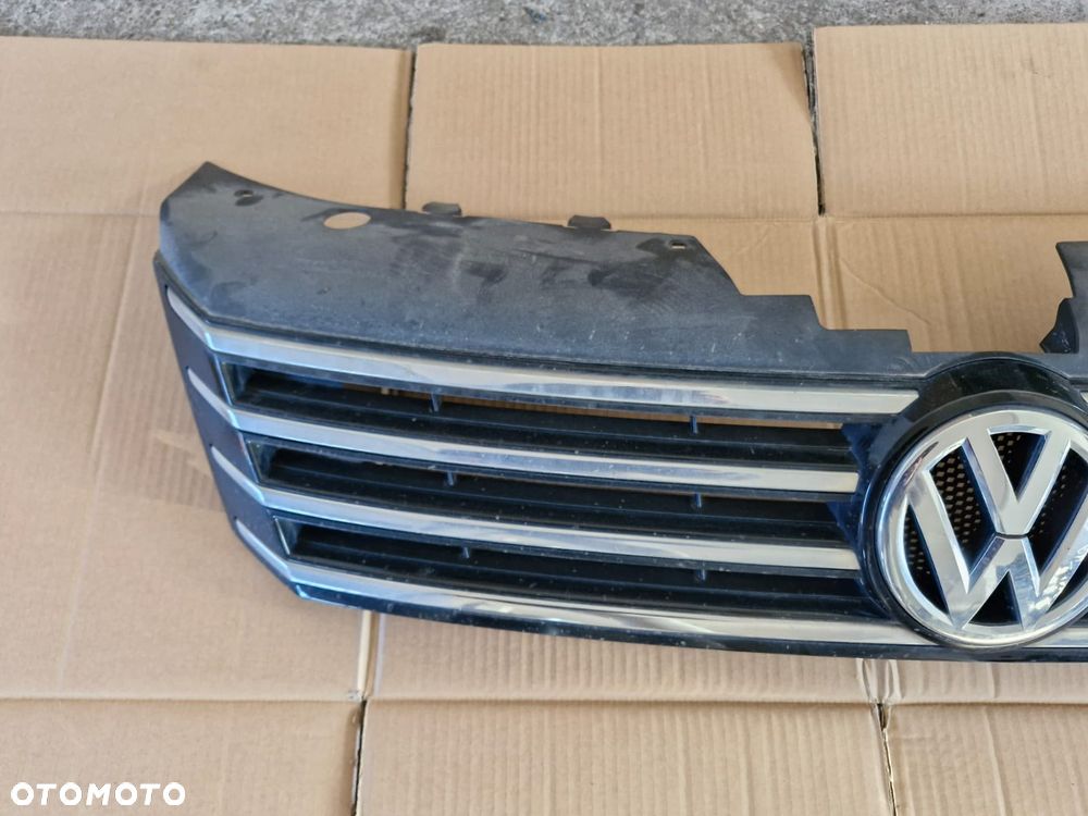 Grill atrapa Volkswagen Passat B7 oryginał - 2
