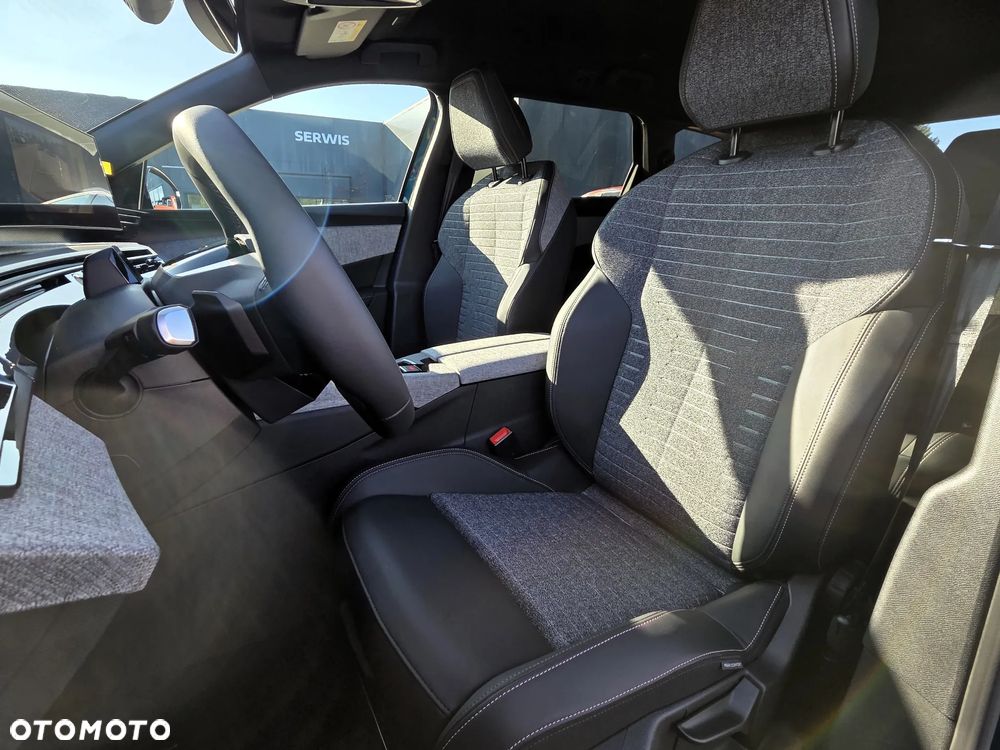 Peugeot 5008 1.2 PureTech mHEV Allure S&S e-DCS6 - 16