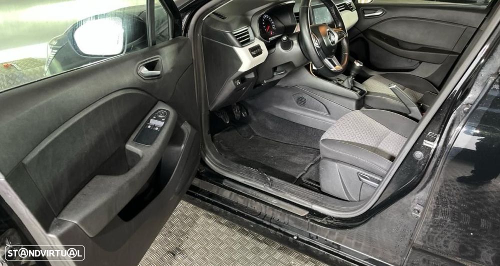 Renault Clio 1.0 TCe Limited Bi-Fuel - 5