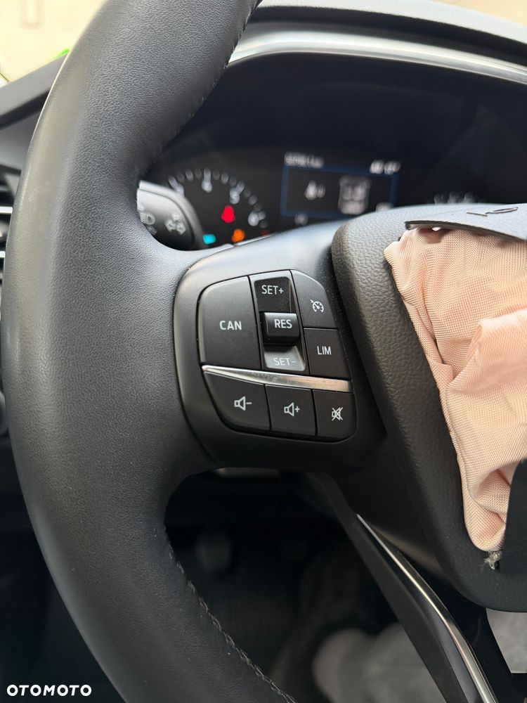 Ford Focus 1.0 EcoBoost Hybrid ACTIVE X - 17