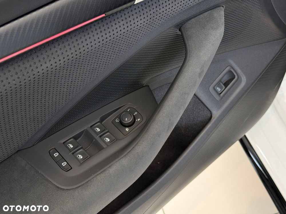 Skoda Superb 2.0 TSI Sportline DSG - 23