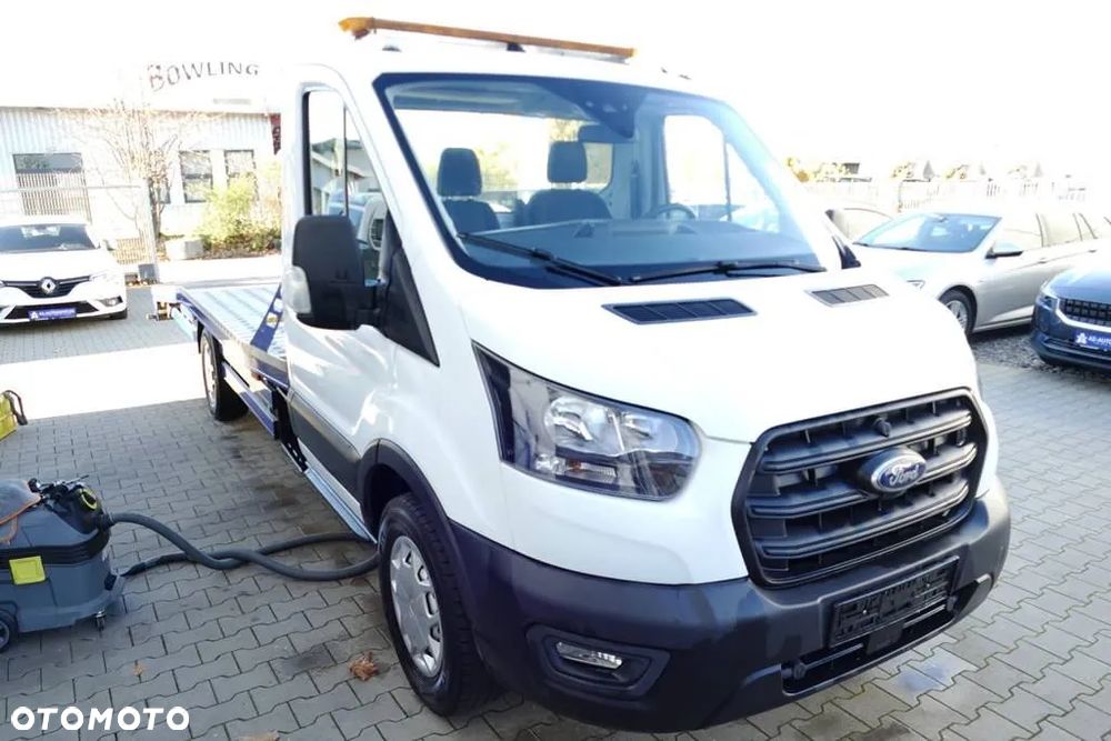 Ford Transit - 1