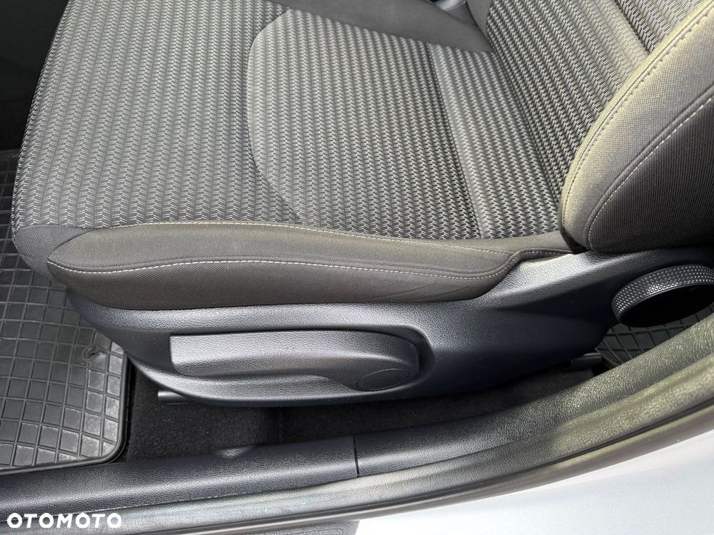Kia Ceed 1.5 T-GDI M DCT - 15