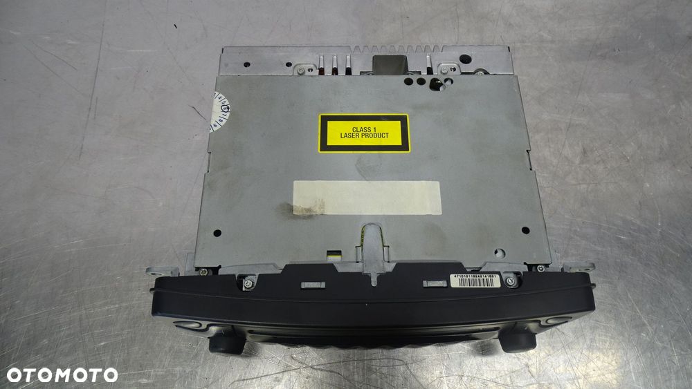RADIO MERCEDES W203 C220 A2038204685 - 1