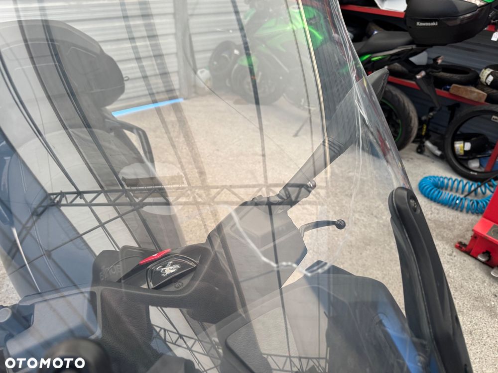 Peugeot Metropolis - 16