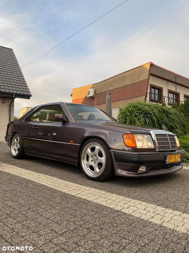 Mercedes-Benz W124 (1984-1993) - 12