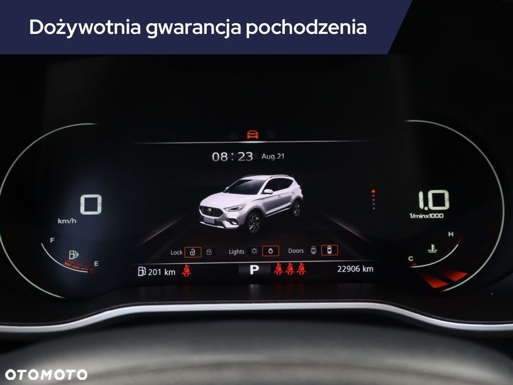 MG ZS - 13