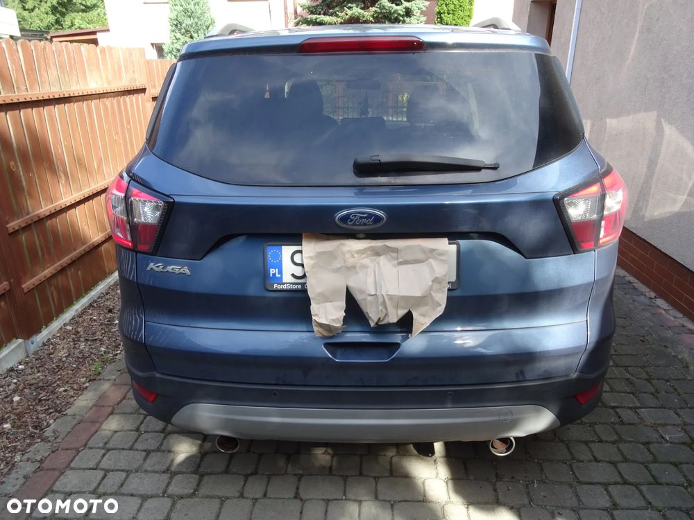 Ford Kuga - 2