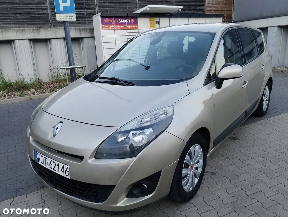 Renault Scenic 1.9 dCi Confort Expression - 9