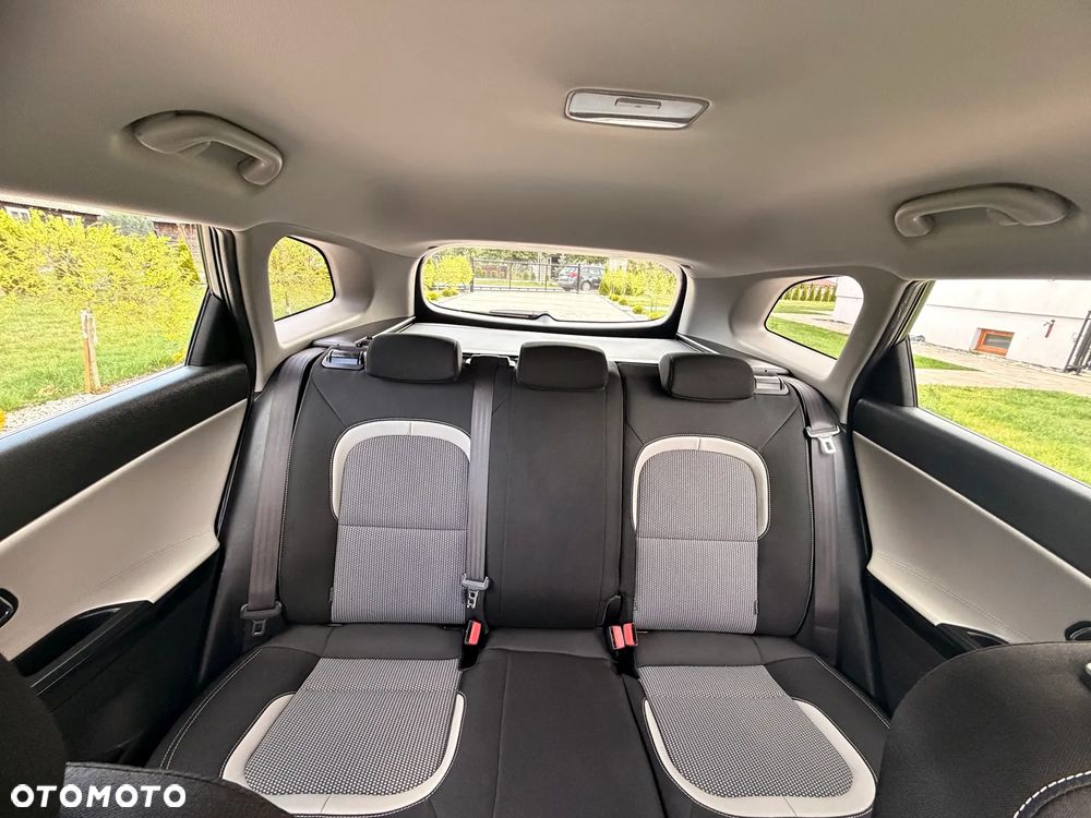 Kia Ceed 1.6 GDI Platinum Edition - 28